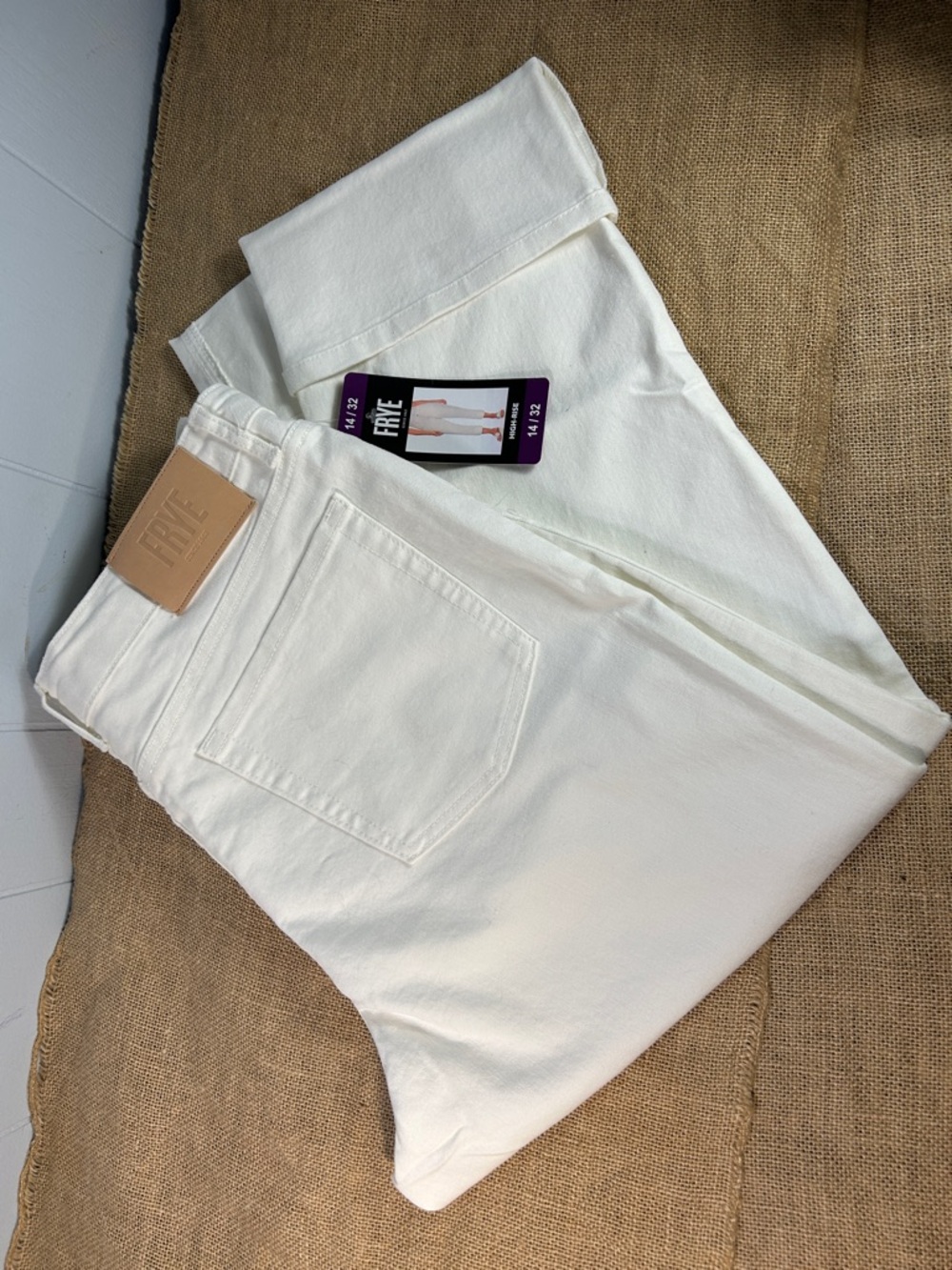 NWT Frye Women's High-Rise White Straight Jeans